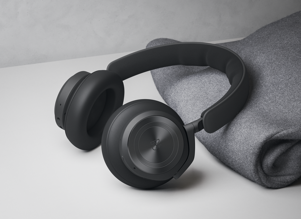 Bang & Olufsen Beoplay HX